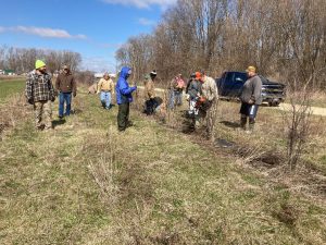 Planting 600 Trees April 2022